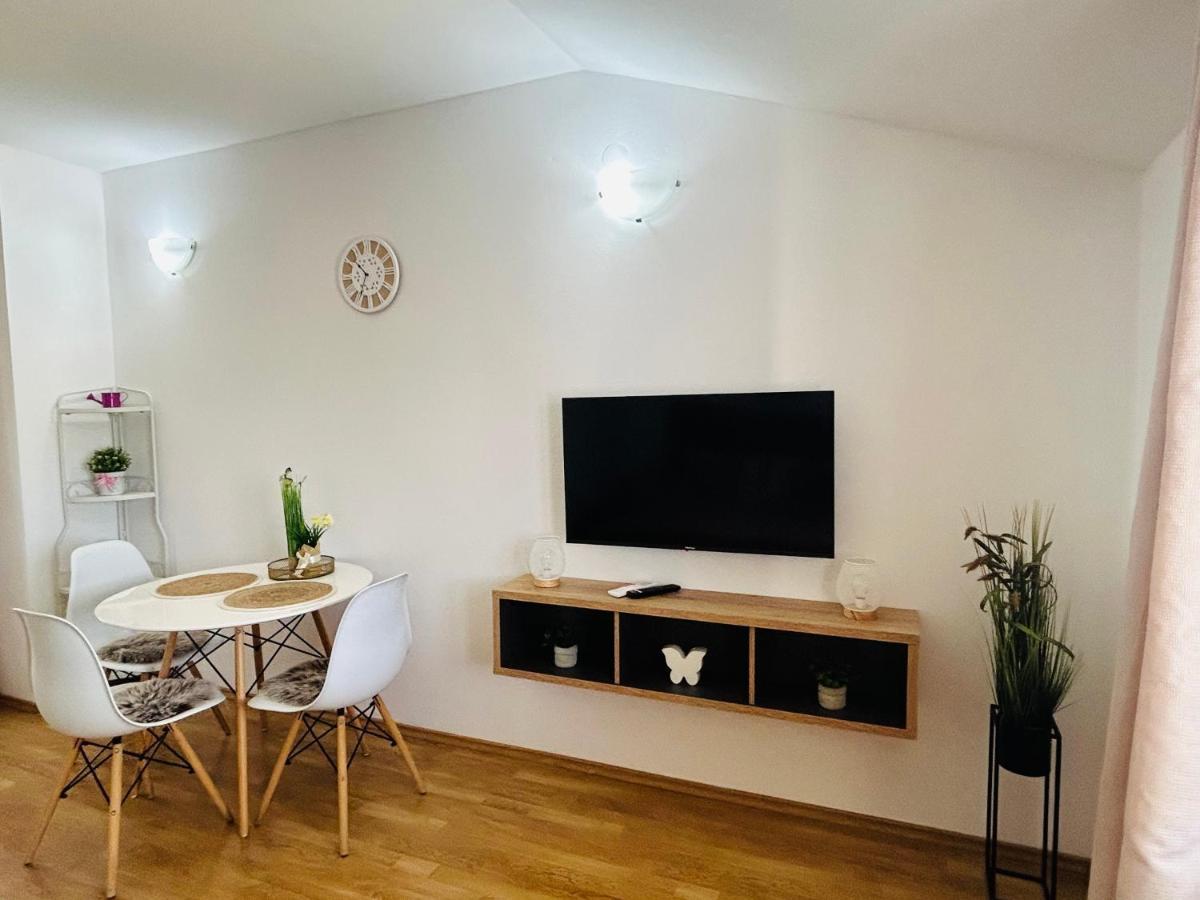 Apartments Angelo Бибинє Екстер'єр фото