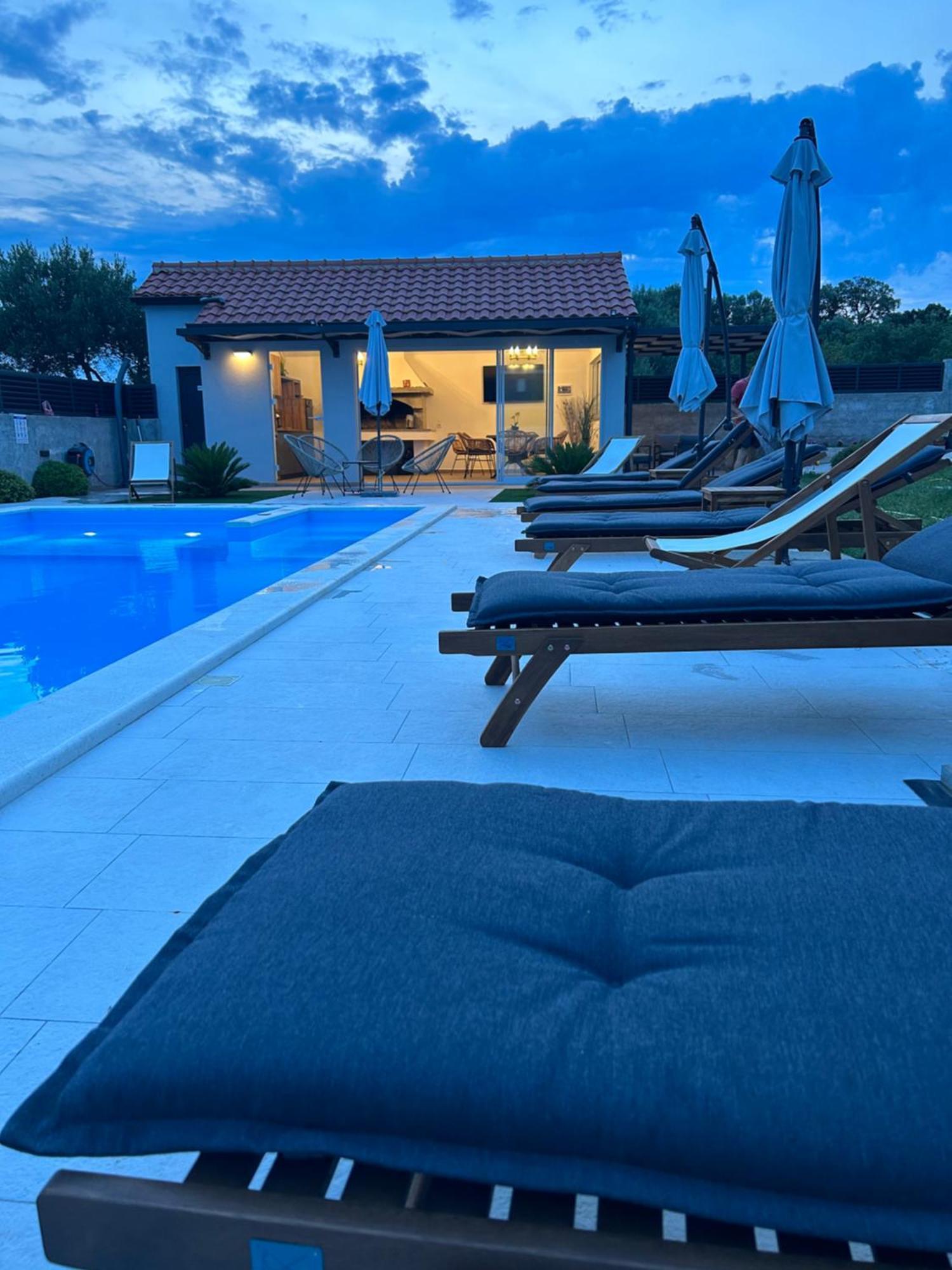 Apartments Angelo Бибинє Екстер'єр фото